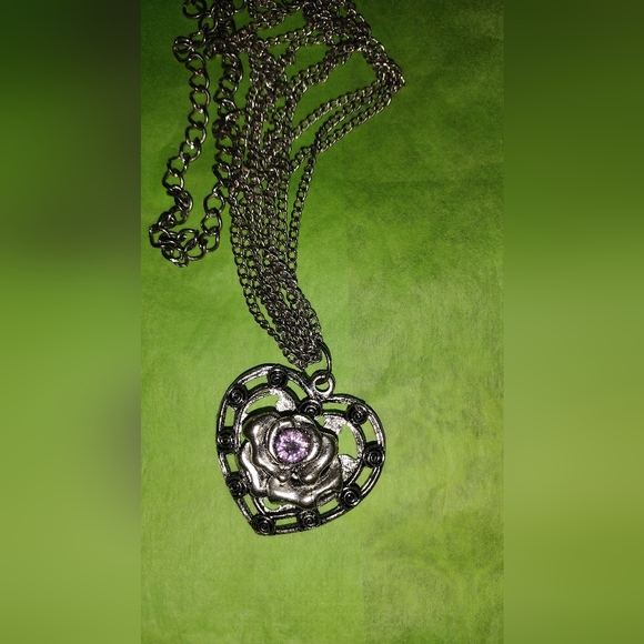 Gorgeous Custom Designed Necklace - Picture 2 of 3